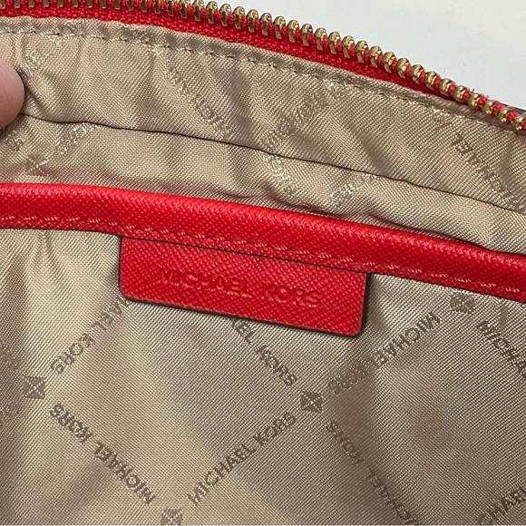 Michael Kors NWOT Ltd Edition Butterfly Applique Red & Brown Crossbody MSRP $298 - Picture 14 of 15